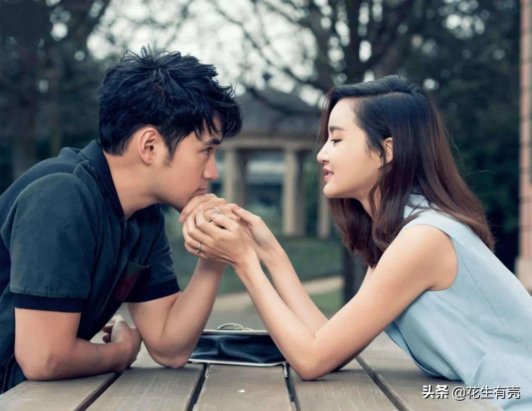 袁弘笑谈张歆艺：起初她老是爱整我，没想到最后竟成我老婆