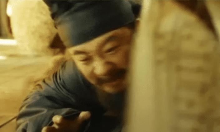 黄海波资料 ：38岁因一则桃色丑闻身败名裂，7年过去了，终于不“装”了