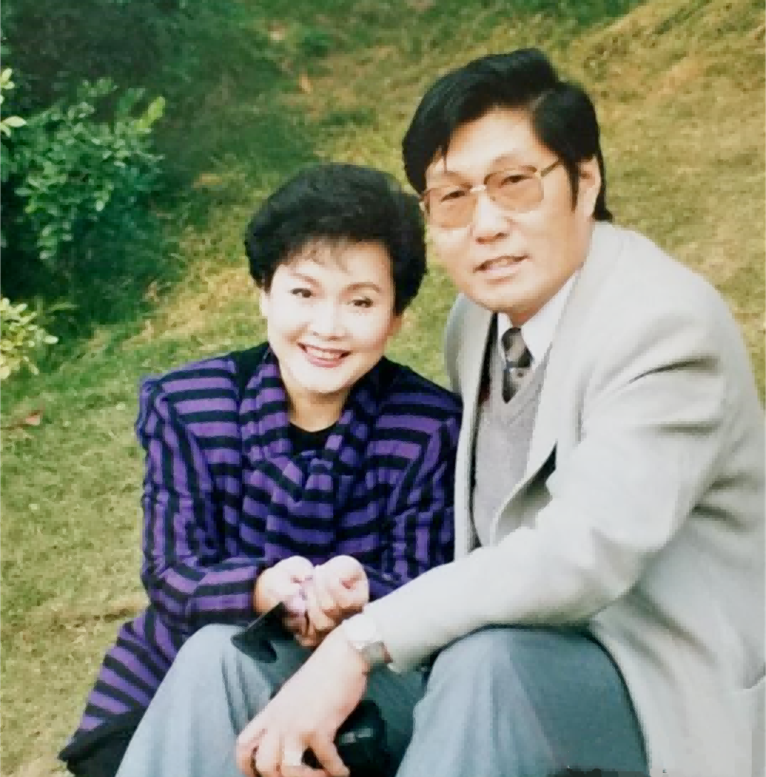 歌手李谷一：与金铁霖离婚难以割舍，再婚后愧对女儿，人生难十全