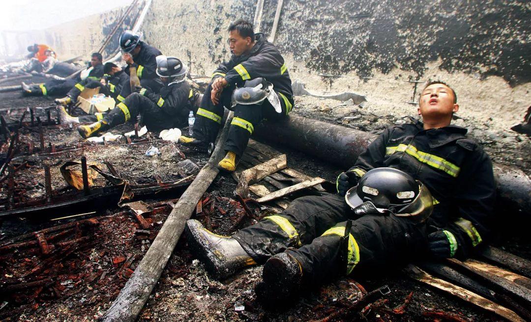 烈火英雄还原哪个事件 ：大连新港“7·16”石油管线爆炸