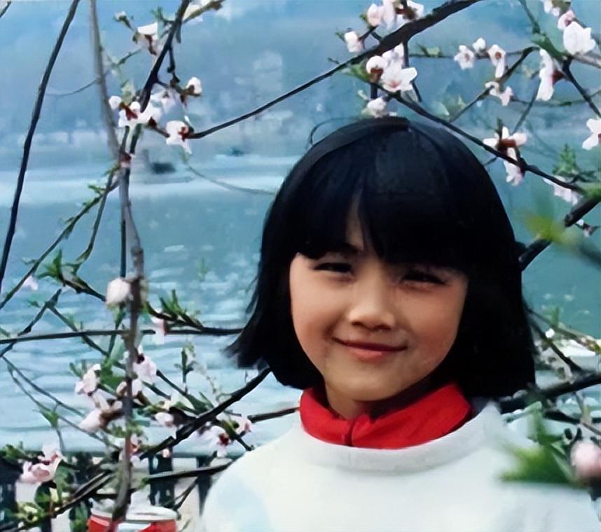 汤唯资料：与田雨分手16年：她在韩被捧上“神坛”，他娶娇妻育有两女！