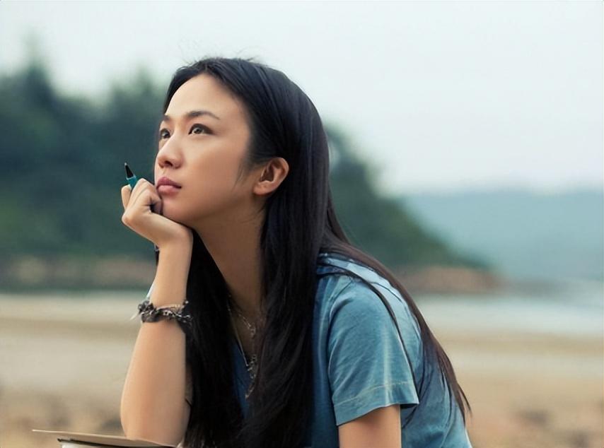 汤唯资料：与田雨分手16年：她在韩被捧上“神坛”，他娶娇妻育有两女！