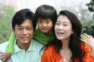 ​温峥嵘的老公很神秘，不是何政军，也不是曲京远