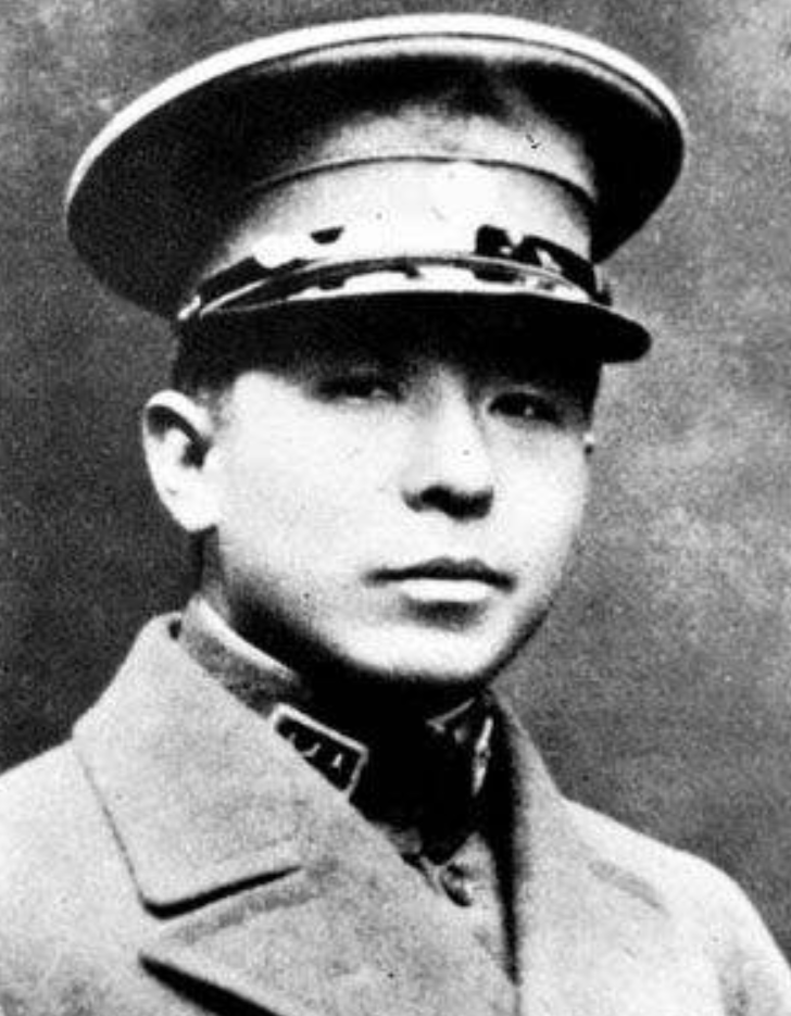 虎贲将军余程万：8000兵力挫日军三万，晚年却被乱枪打死