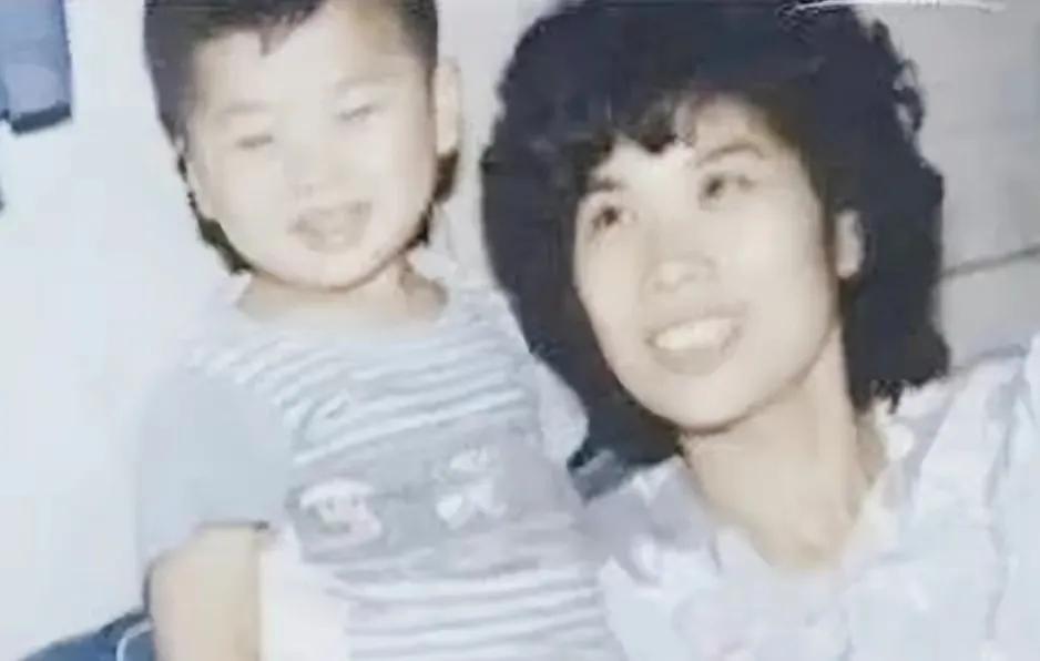 中年丧夫的董明珠，被亲哥踢出族谱，儿子40仍未婚！