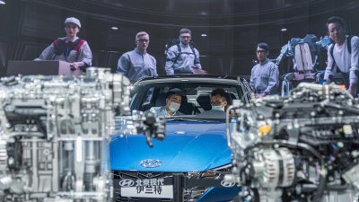 ​现代败走中国：5 座工厂卖 3 座，销量缩水八成