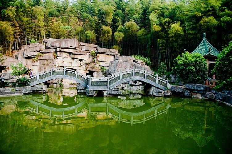 3、郴州苏仙岭旅游区