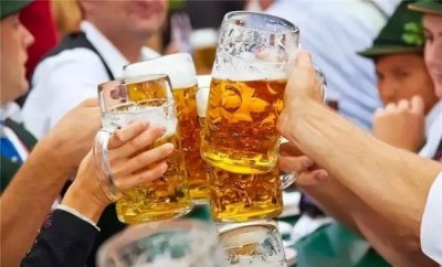 ​啤酒易拉罐多少钱一个(啤酒易拉罐多少钱一个成本)