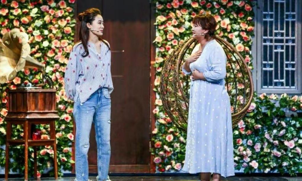 张小斐新作春节档高开低走，从绿叶熬成“影后”，却显现出瓶颈