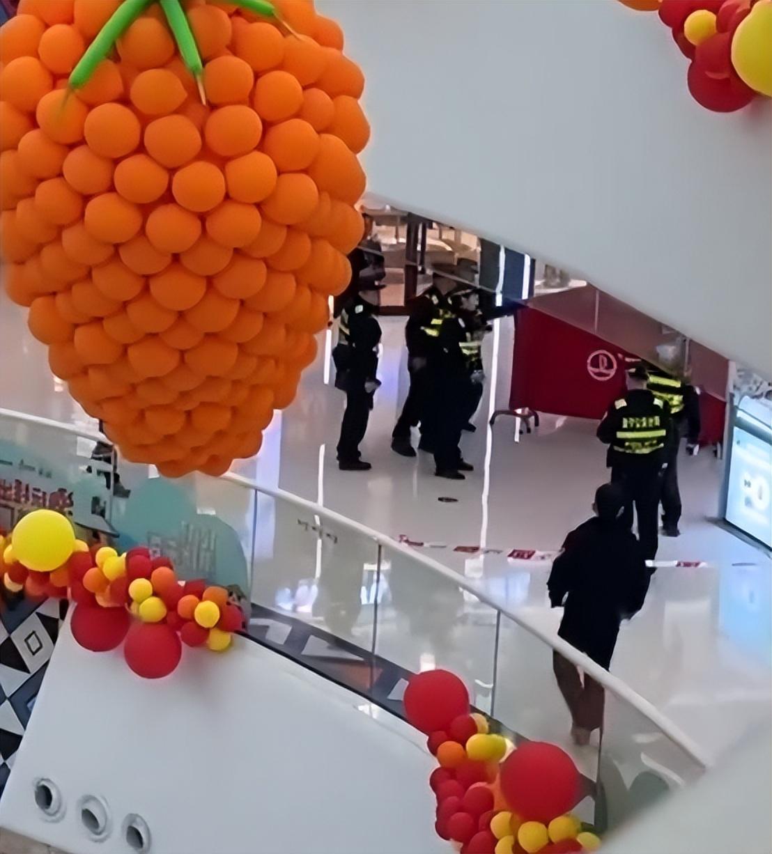 现在的电影真敢演，贾冰陈乔恩姐弟恋，张子枫胡先煦变夫妻