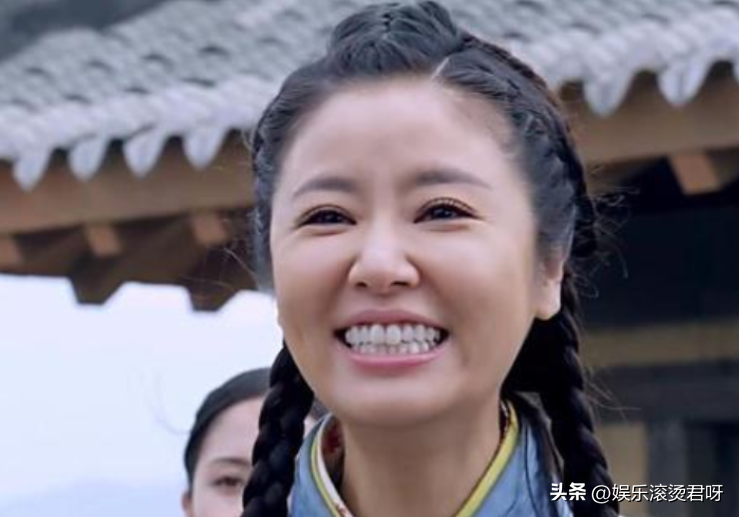 脱离滤镜演古装剧，38岁戚薇的清醒，让多少扮嫩女演员羞红了脸