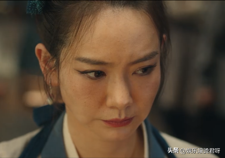 脱离滤镜演古装剧，38岁戚薇的清醒，让多少扮嫩女演员羞红了脸