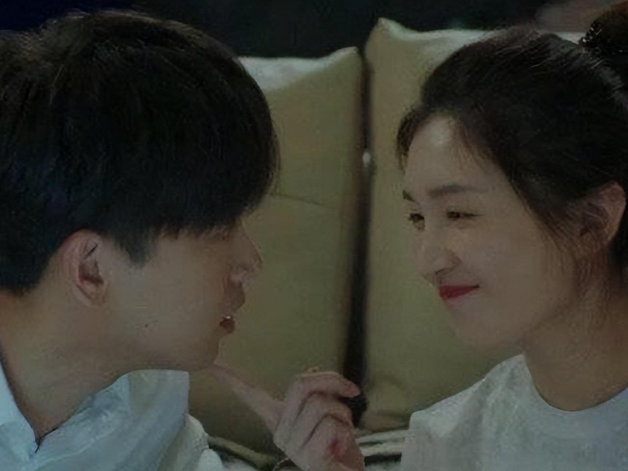 彭昱畅如愿以偿！搭档江疏影出演年下小奶狗，顺利交出荧幕初吻
