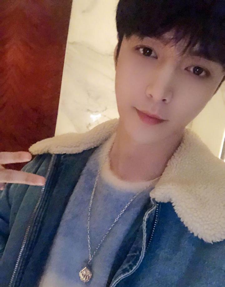 张艺兴告别极限挑战，感谢多年照顾陪伴，节目组回应欢迎随时回家