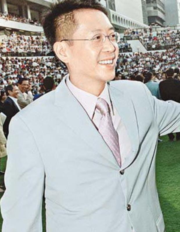何超琼个人资料(何超琼许晋亨离婚22年)