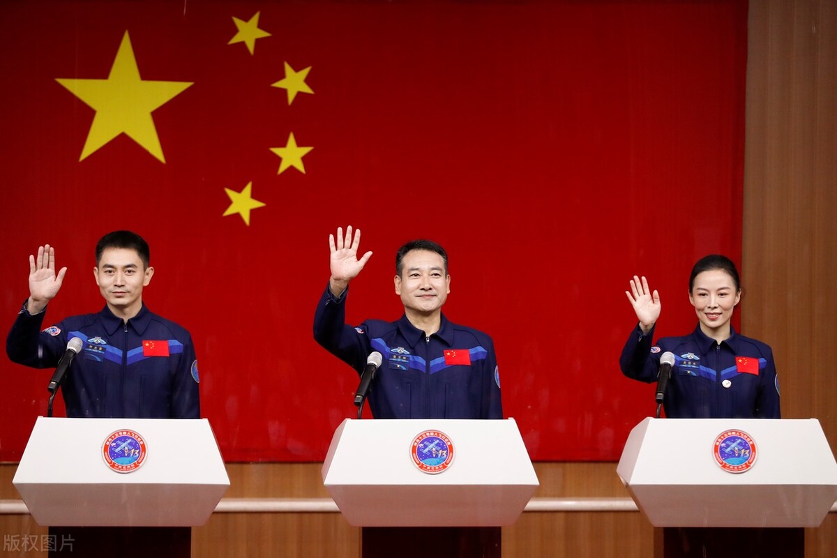我军航天员叶光富，被授予荣誉称号，两个子女能否获得同等待遇