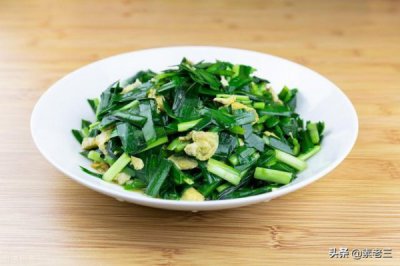 ​t恤上洒上红酒怎么洗