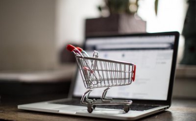 ​今年双 11，品牌开始拼店播了