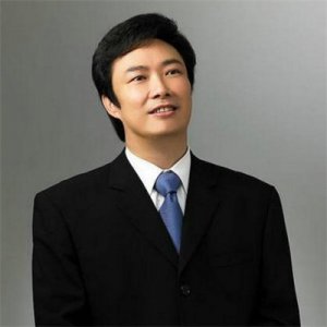 ​费玉清的哥哥叫什么名 费玉清张菲是亲兄弟吗?