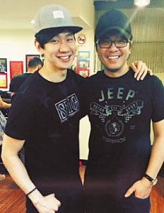 ​林俊杰哥哥林俊峰合照 音乐路受哥哥启蒙