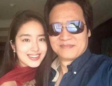 ​被老头子征服的女明星，他们到底赢在了哪里？