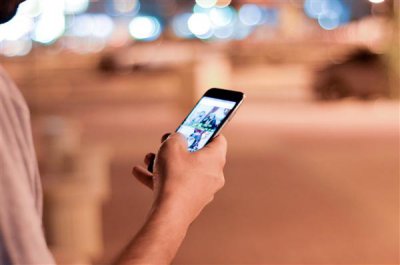 ​研究称过度用手机降低大脑认知功能：包括打游戏、刷视频