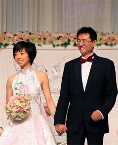 ​17年后，再看徐威，才明白他当年为何离开袁立娶世界冠军张怡宁