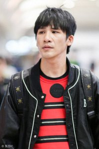 ​大张伟终于承认结婚了，恭喜恭喜，难怪之前遭“妈妈团”催生