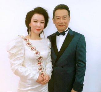 ​赵保乐个人资料：他是央视著名主持人，冯巩和倪萍是他贵人