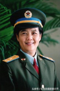 ​“功勋飞行员”岳喜翠，我军首位女飞行员将军