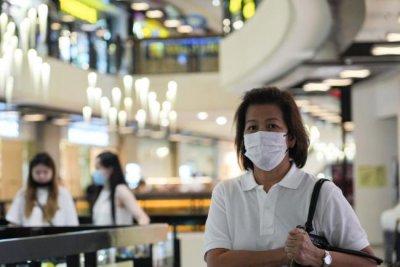 ​新冠病例激增，东南亚多国口罩要“回归” ?