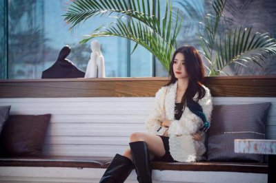 ​正在播出的电视剧，《脱轨》排在最后，《鸣龙少年》第二