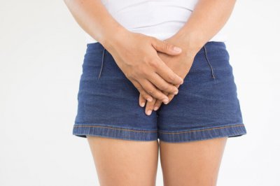 ​宫颈癌的原因 女性生理期 1个月3次月经，18岁女孩查出宫颈癌晚期，5个原因难