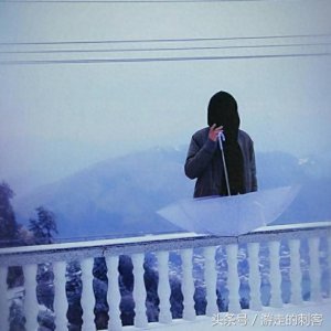 ​抖音“黑脸V”终露脸，扮相让人眼前一亮