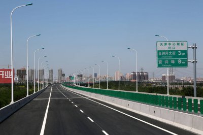 ​京津塘高速公路天津段将改扩建，92.6公里扩为双向八车道