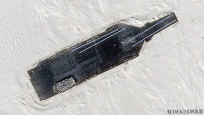 ​海外谈中国：塔克拉玛干沙漠中的新靶标 完美复刻“福特”号航母