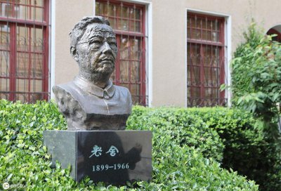 ​老舍原著骆驼祥子黄包车的颜色 《骆驼祥子》老舍