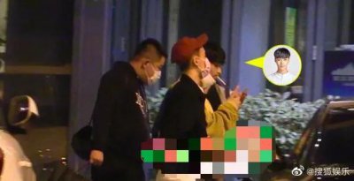 ​张艺兴抽烟真的吗？(张艺兴抽烟曝光)