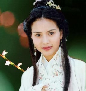 ​金庸承认的第一美女(金庸笔下的第一美女原来是她)