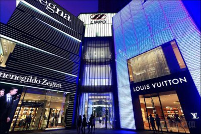 ​2023年中国人买奢侈品花了上万亿元，杭州奢侈品客单价超上海
