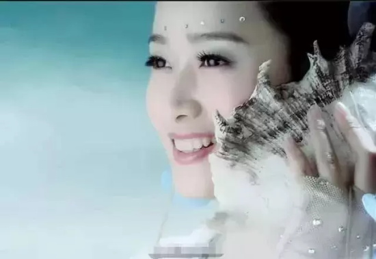 韩寒两个老婆都是谁（韩寒老婆资料介绍）