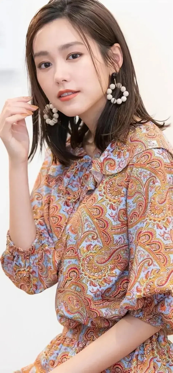 “千叶No.1美少女”桐谷美玲