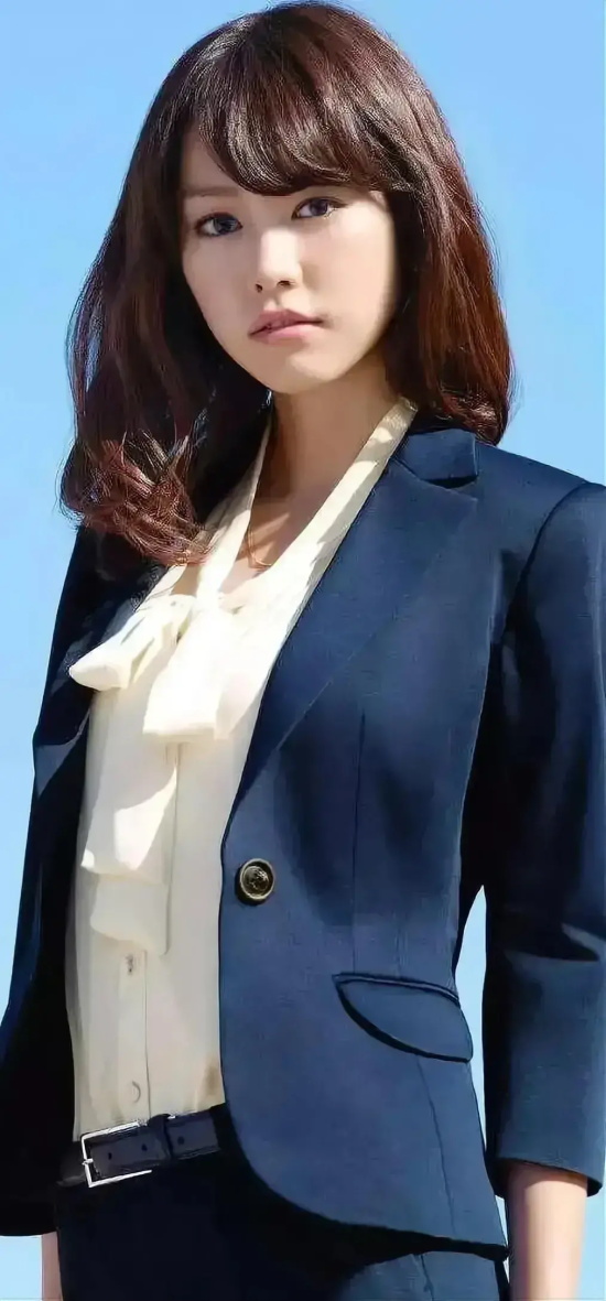 “千叶No.1美少女”桐谷美玲