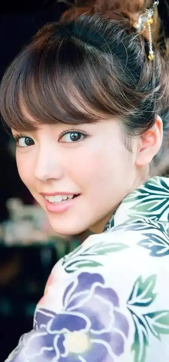 “千叶No.1美少女”桐谷美玲