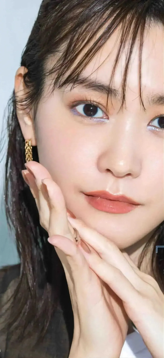 “千叶No.1美少女”桐谷美玲