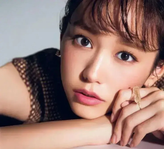 “千叶No.1美少女”桐谷美玲