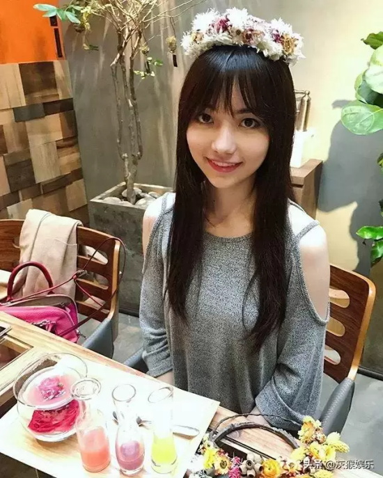 黑嘉嘉身高多少（黑嘉嘉身高体重介绍）
