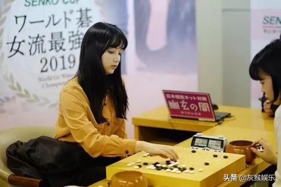 黑嘉嘉身高多少（黑嘉嘉身高体重介绍）