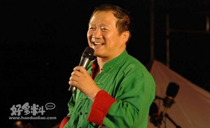 唐鉴军现任妻子是谁 谢广坤究竟有过几任感情生活