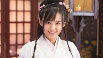 ​长了一张甜妹脸，拥有大热CP，为何她出道八年仍然不红
